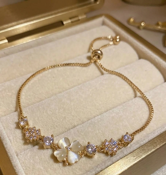 Lumina Clover Bolero Bracelet