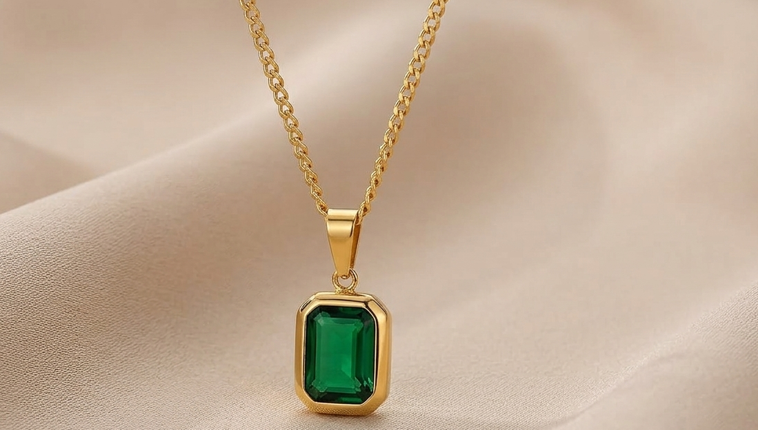 Emerald Muse Necklace